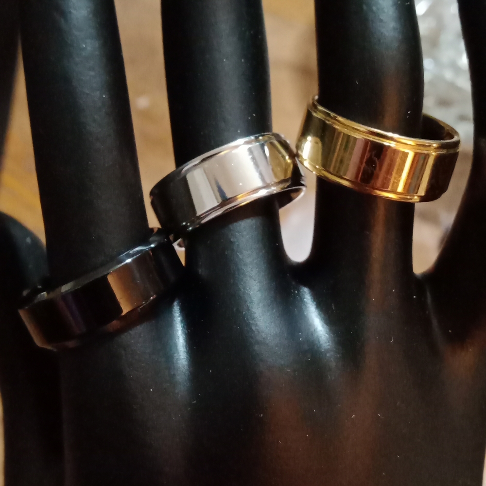 Set of 3 Rings/ Wedding Bands